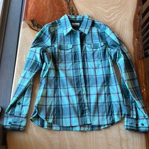 Womens Columbia Sportwear long sleeve button down small